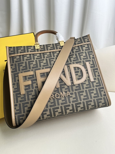 フェンディバッグ正面デザイン